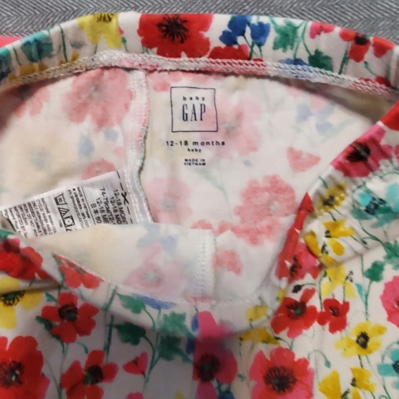 Gap Kids Patterned Leggings. (Any 3 Girls Leggings In my Closet  For $10) - Picture 2 of 3